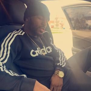 Meet your Posher, Dee